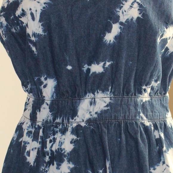 Forever 21, Acid wash denim open back 90's dress - Picture 8 of 8